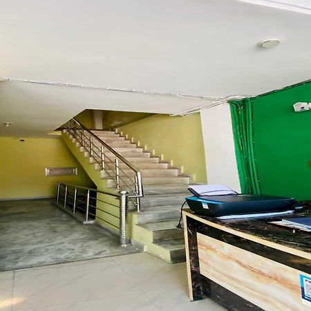 Hotel O New Fiza Jammu Eksteriør bilde